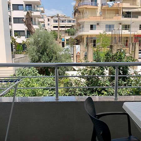 Duka Apts Sarandë エクステリア 写真