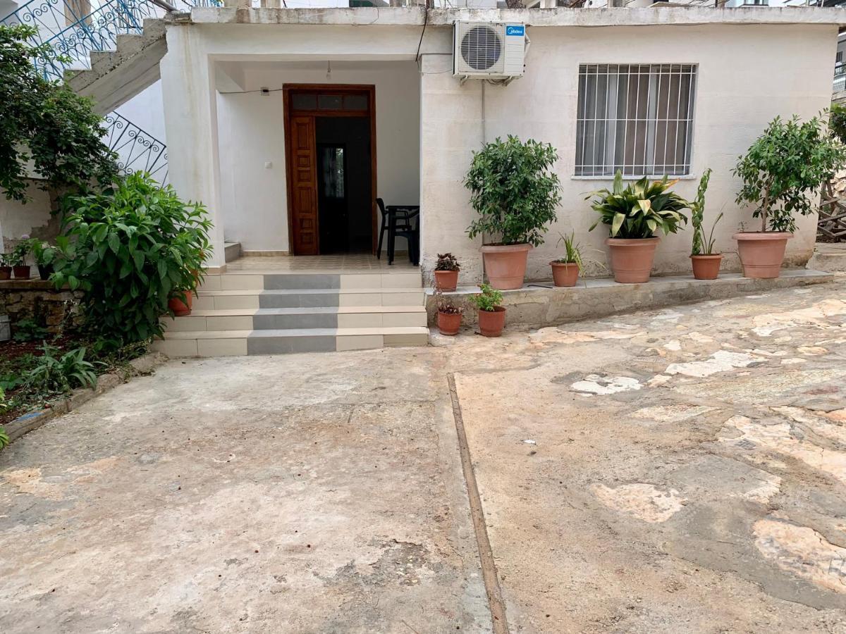 Duka Apts Sarandë エクステリア 写真