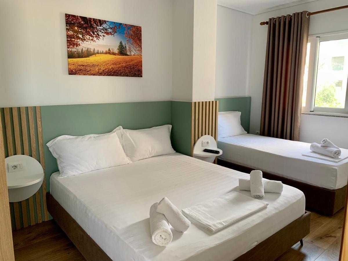 Duka Apts Sarandë エクステリア 写真