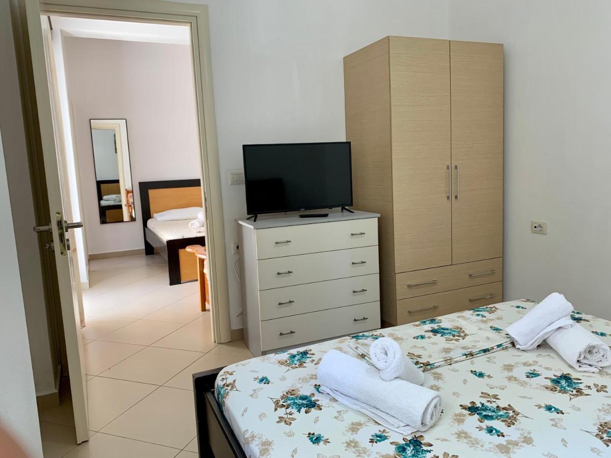 Duka Apts Sarandë エクステリア 写真