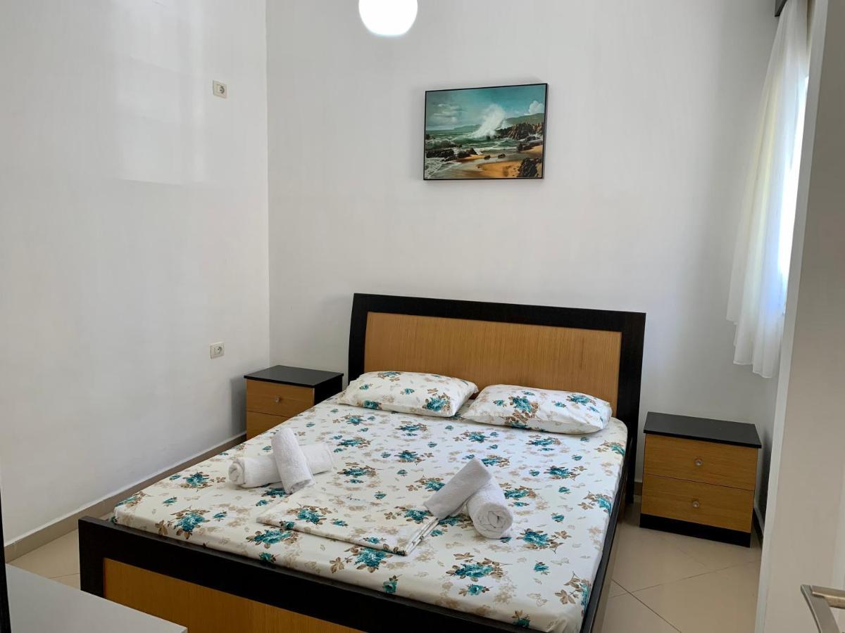 Duka Apts Sarandë エクステリア 写真