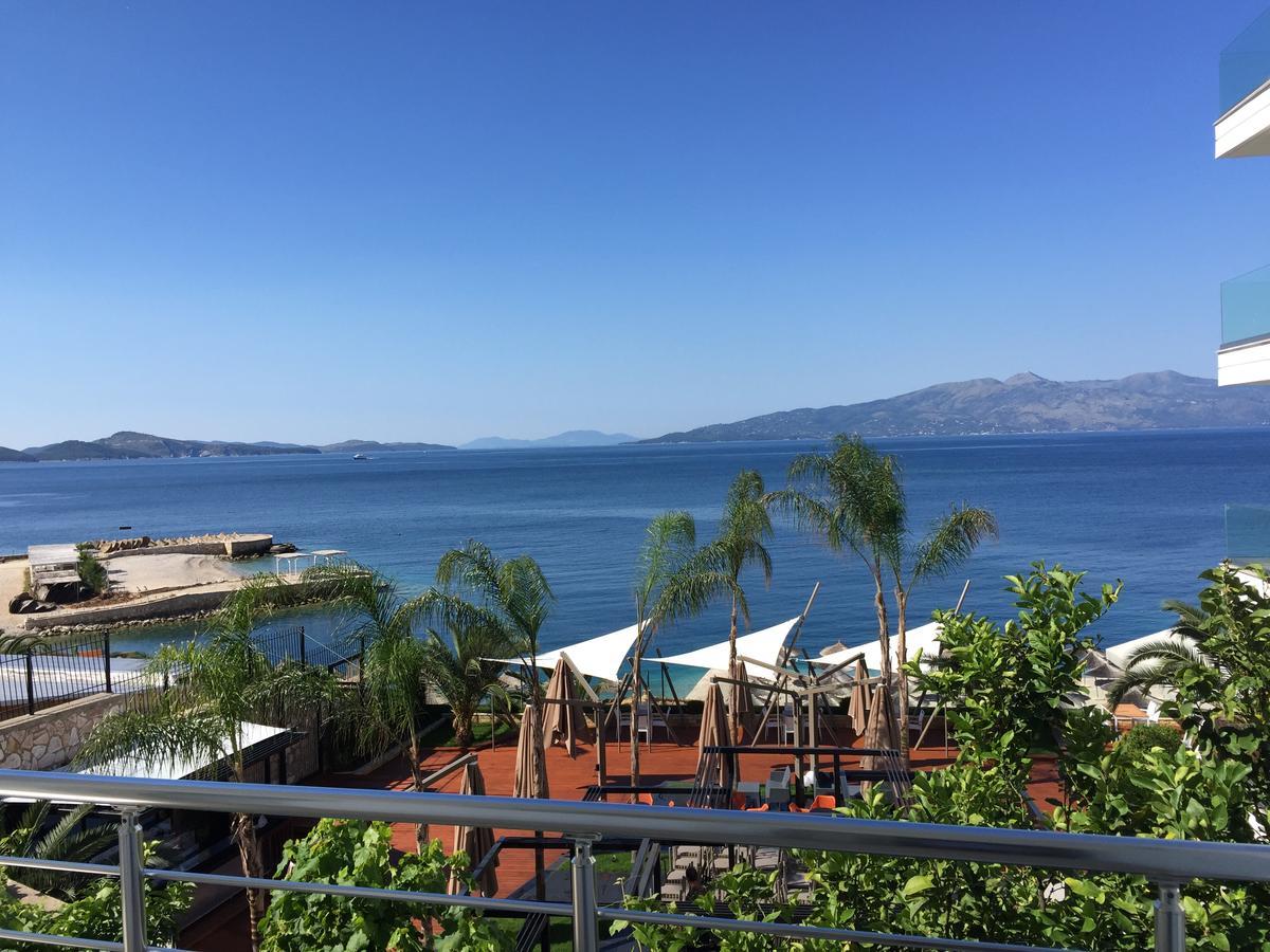 Duka Apts Sarandë エクステリア 写真